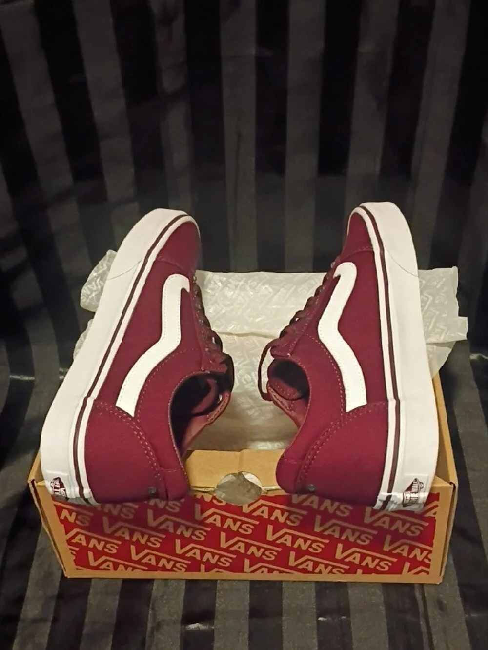 Vans Old Skool Low Top Sneakers in Burgundy with White Stripe W/Bling